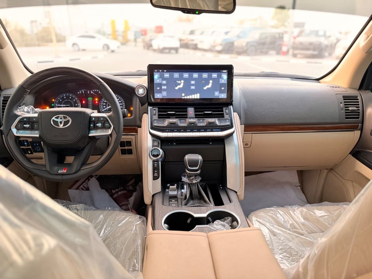 Toyota Land Cruiser GXR 2018 Upgrade 2024 V6 Full Option Petrol