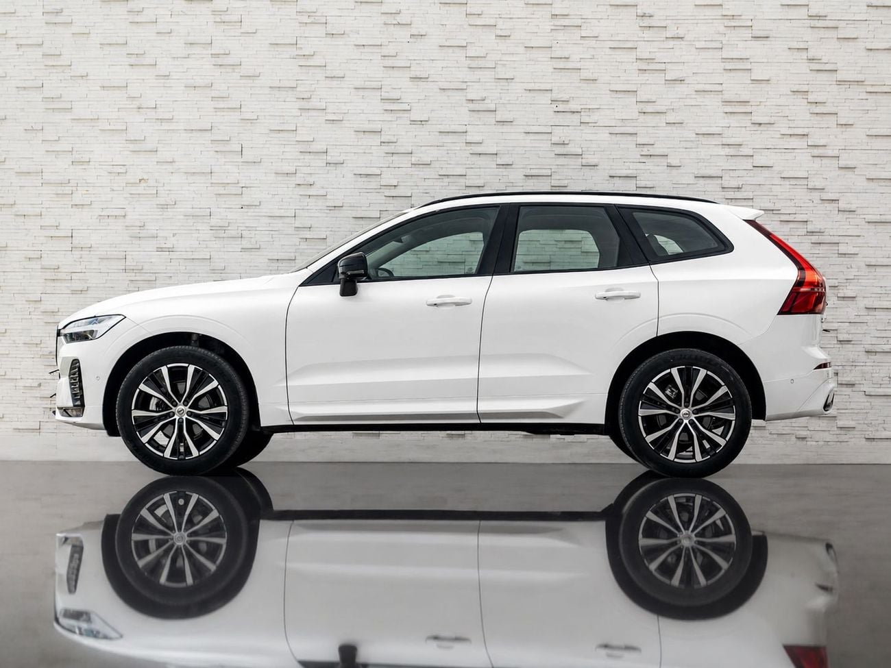 Volvo XC60 ULTIMATE DARK Volvo XC60 B5 2024