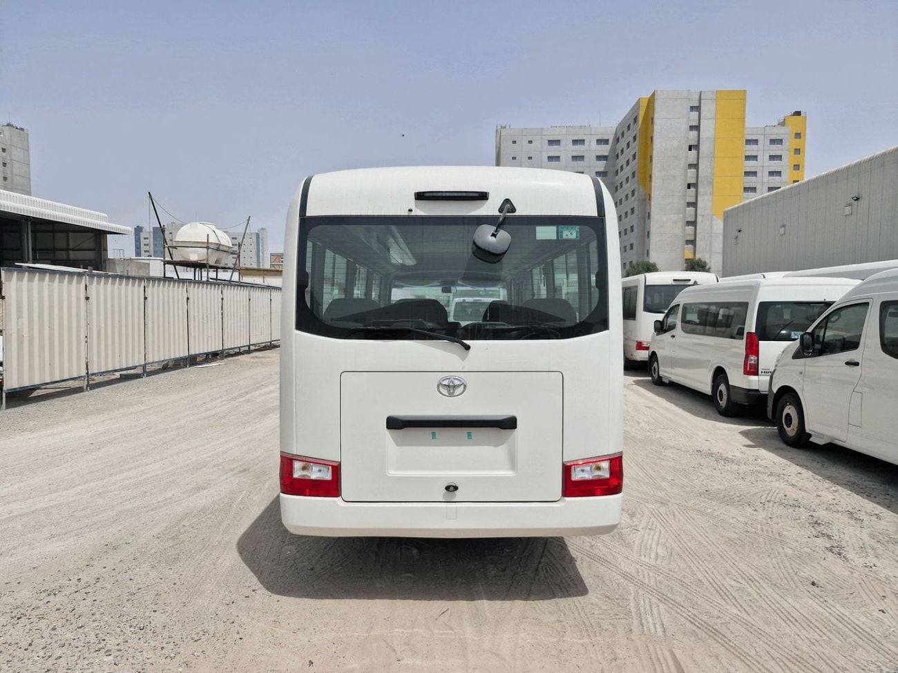 Toyota Coaster 4.0L DIESEL