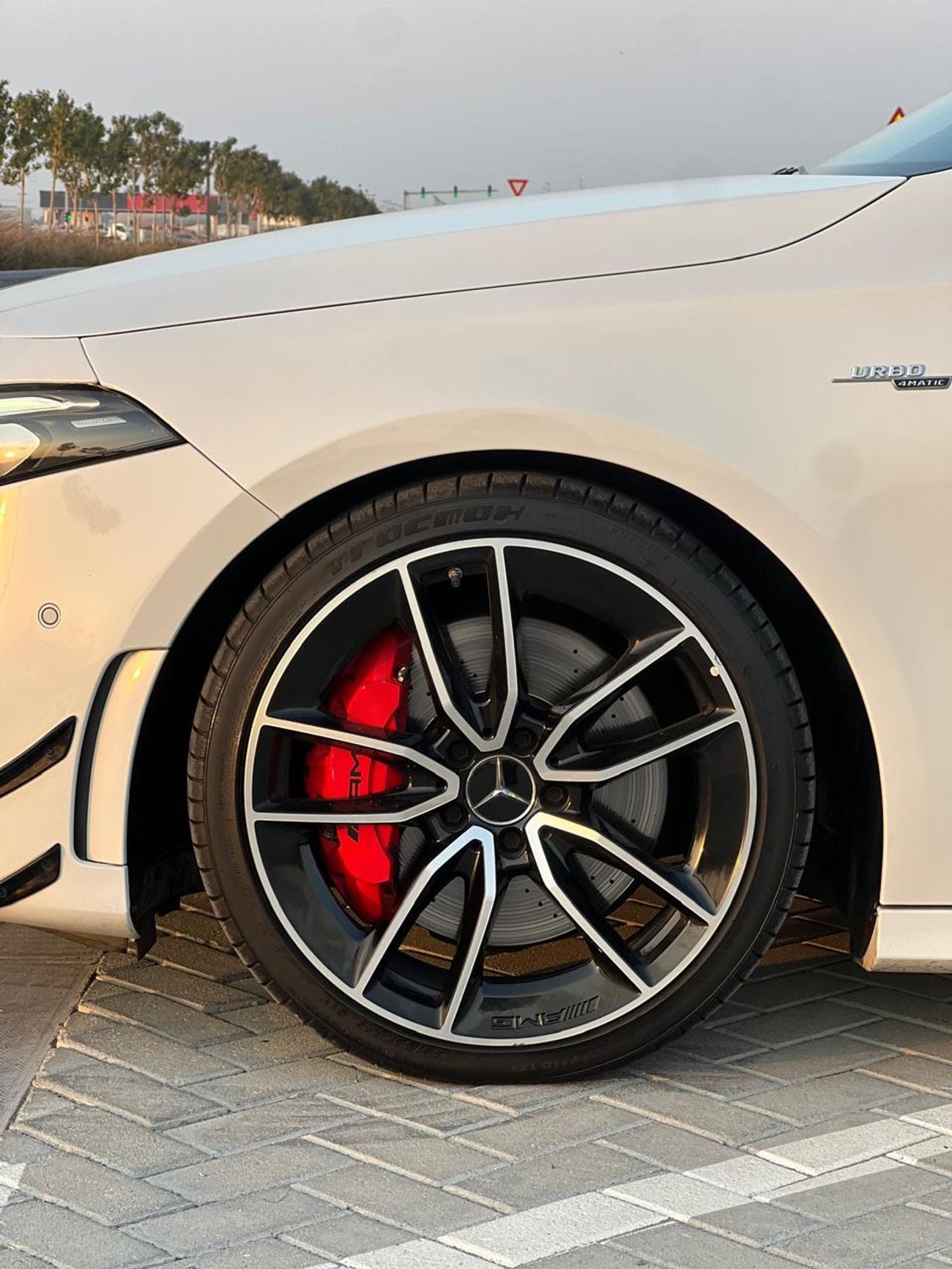 Mercedes Benz A35 AMG 4MATIC PREMIUM