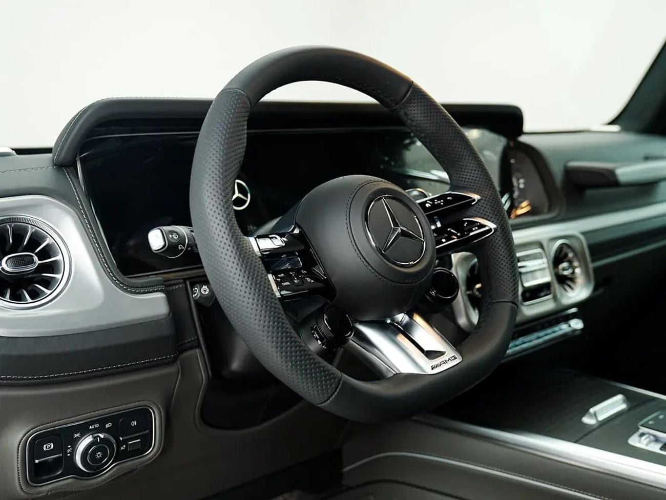 مرسيدس بنز G 63 AMG STANDARD G63 AMG | A22 | OFF-ROAD PACKAGE | WARRANTY INCLUDED