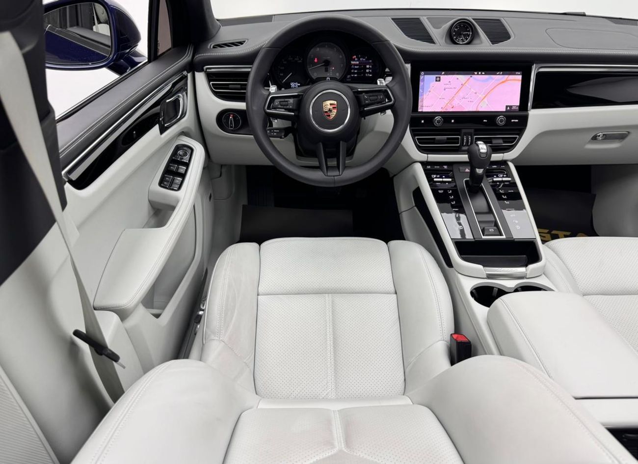 Porsche Macan 2025 Porsche Macan, April 2028 Porsche Warranty, Porsche Service History, GCC