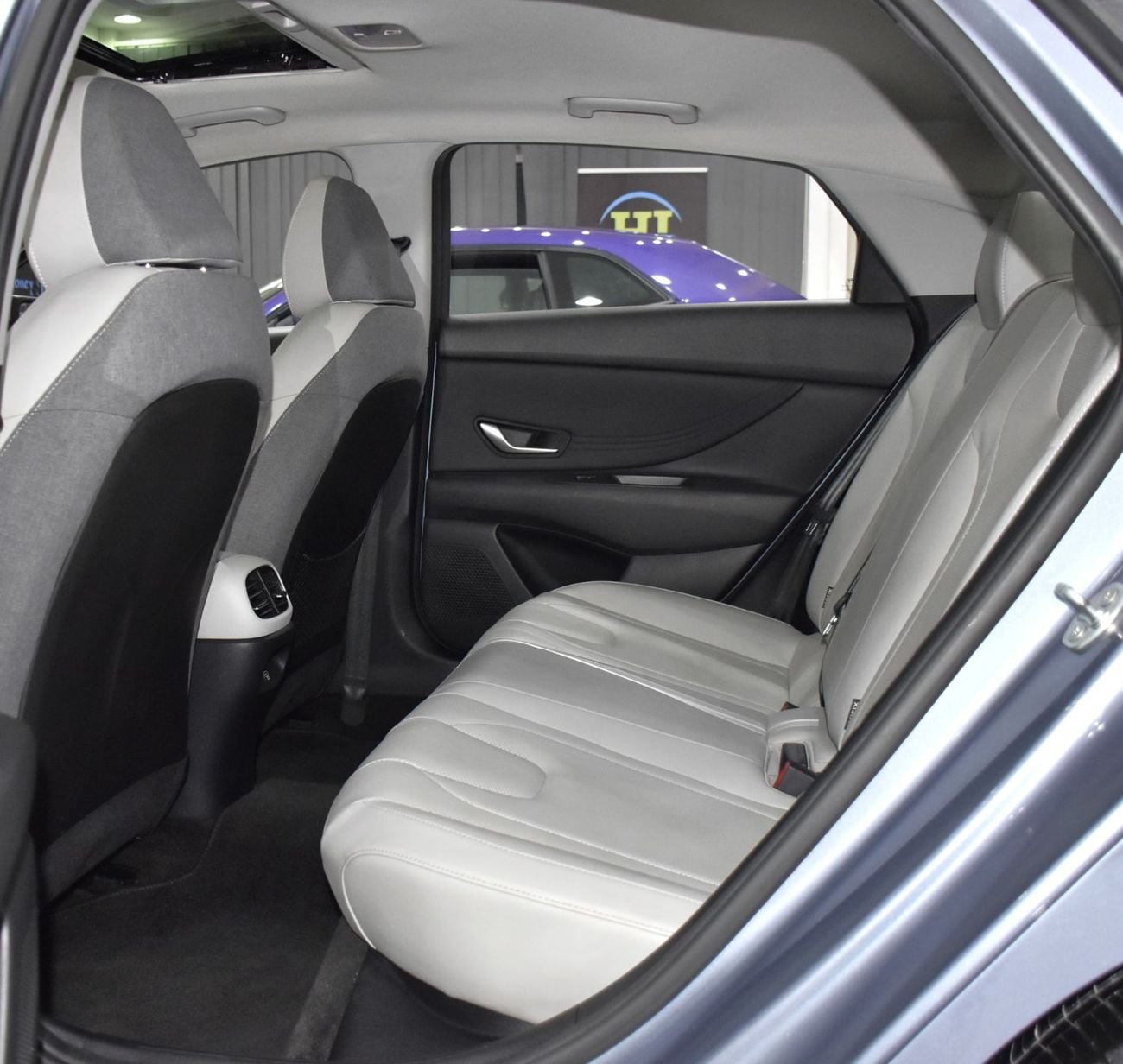 Hyundai Elantra COMFORT EXCELLENT DEAL for our Hyundai Elantra ( 2024 Model ) in Blue Color Chinese Specs