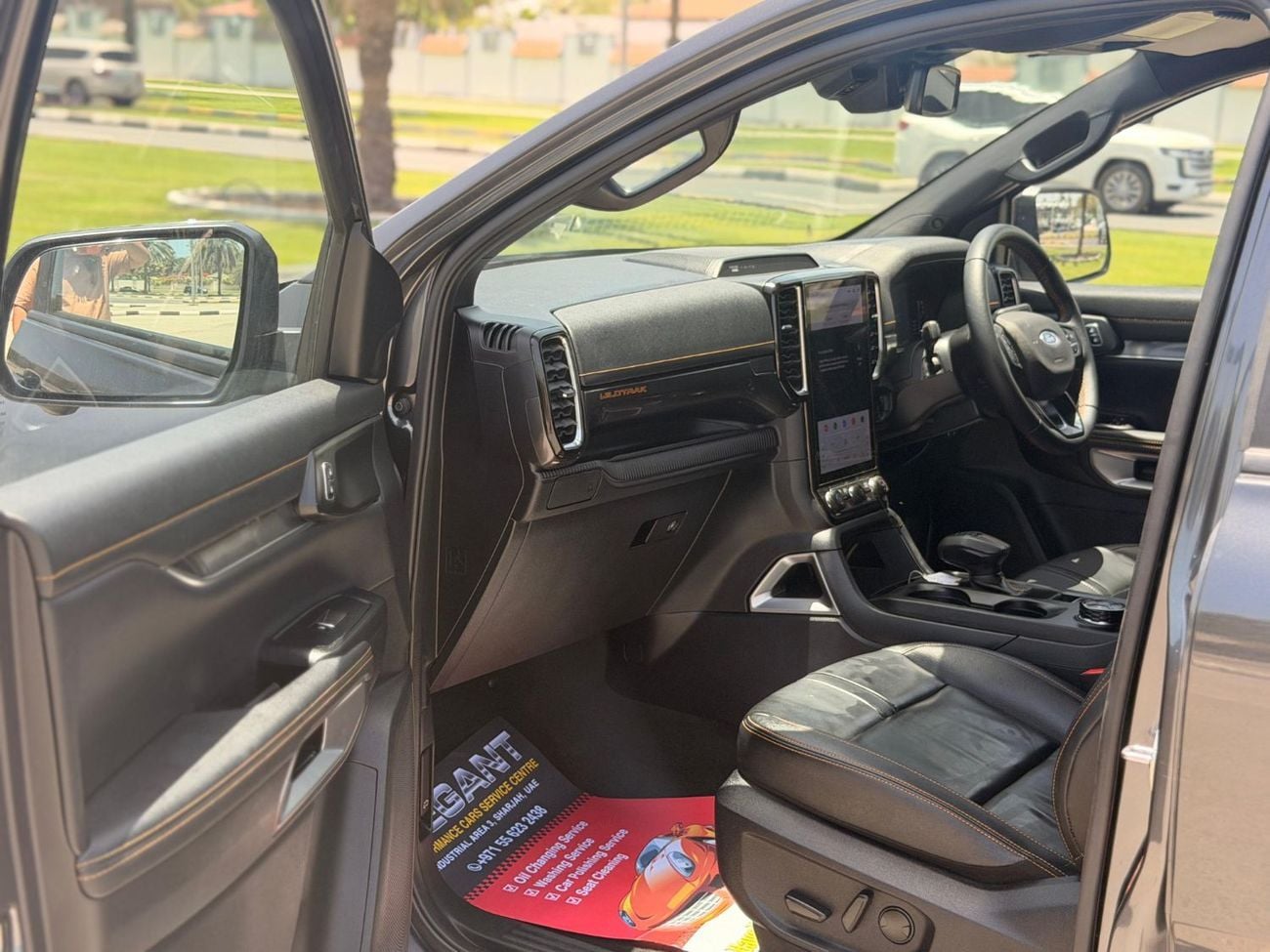فورد رانجر 3.0L V6 Turbo Diesel Engine 4WD Automatic Gear 360° Camera 5 Seats 4 Doors