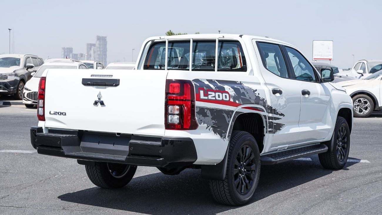Mitsubishi L200 GLS Brand New – 2.4L Turbo Diesel 4WD Automatic – D82 – 2027 – Export Only