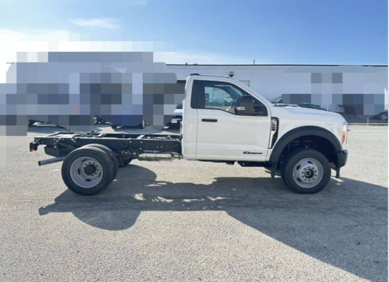 Ford F-550 HEAVY DUTY 6.7L DIESEL DUAL TANK