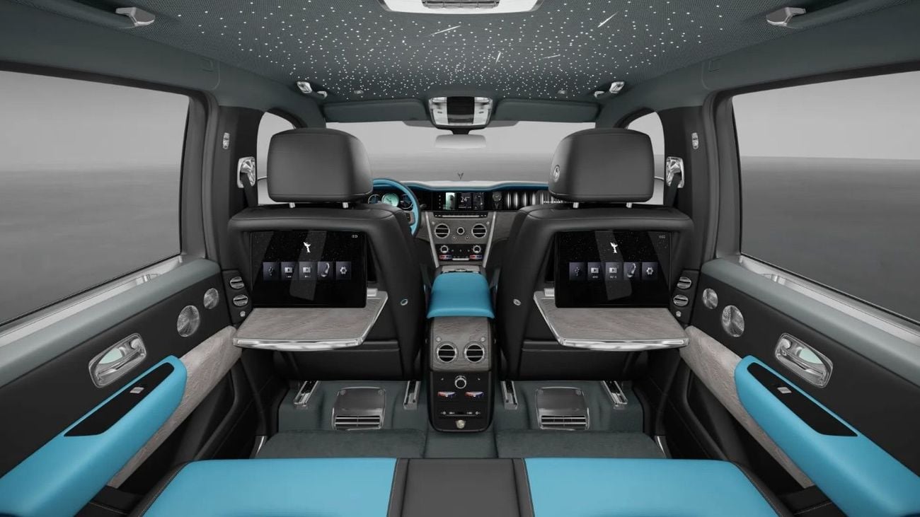 Rolls Royce Cullinan STANDARD LHD & RHD available from stock