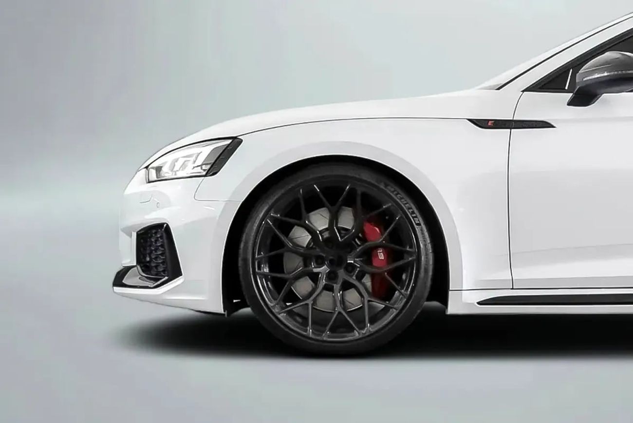 Audi RS5 STANDARD