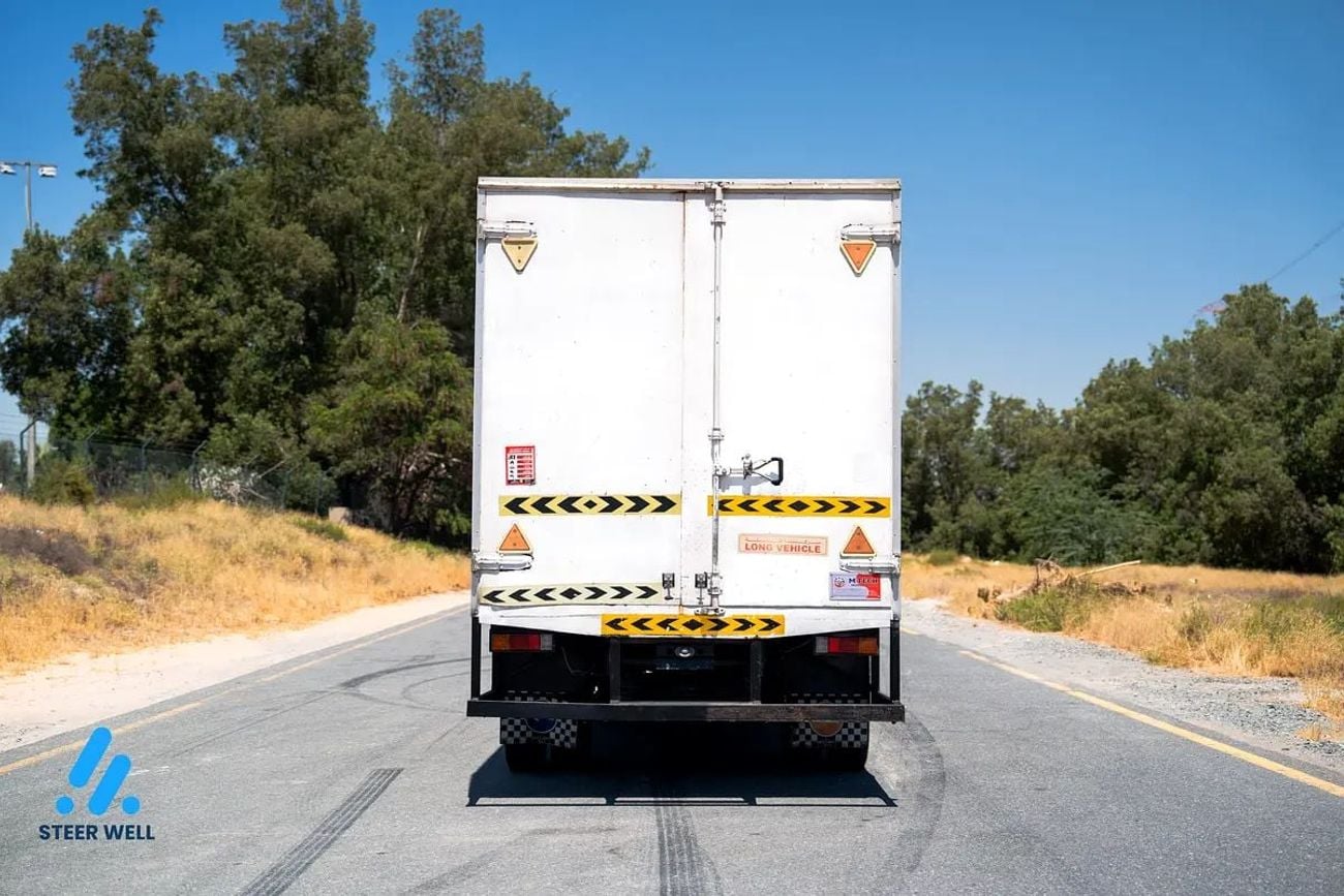 Mitsubishi Fuso Canter STD 2021 (Pickup with Box) 3.0L Diesel - GCC Specs - Perfect Condition!