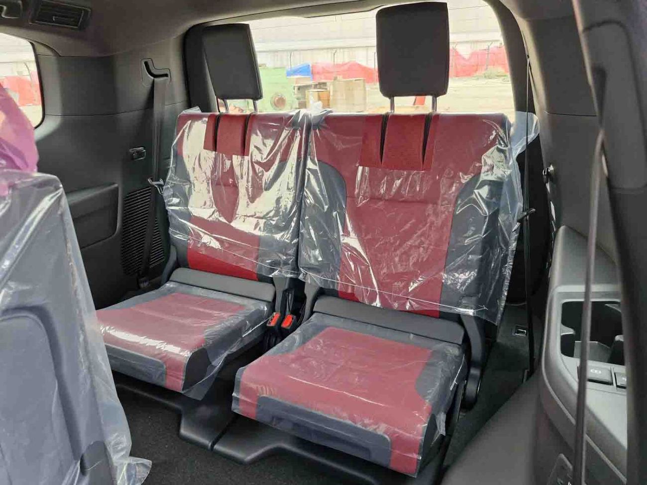 Toyota Land Cruiser VXR 3.3L