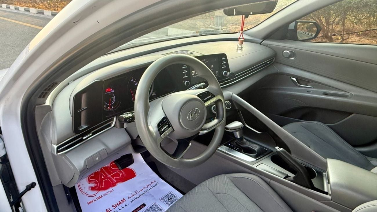 Hyundai Elantra SMART