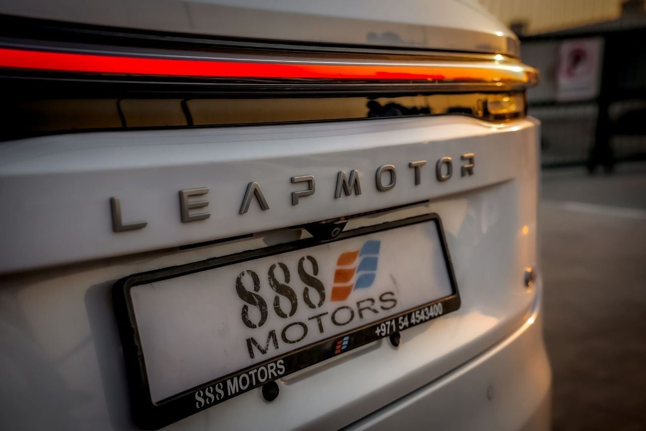 Leapmotors C16 STANDARD 2025 Leapmotor C16 REEV 1.5L RWD