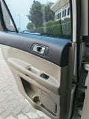 Ford Explorer BASE