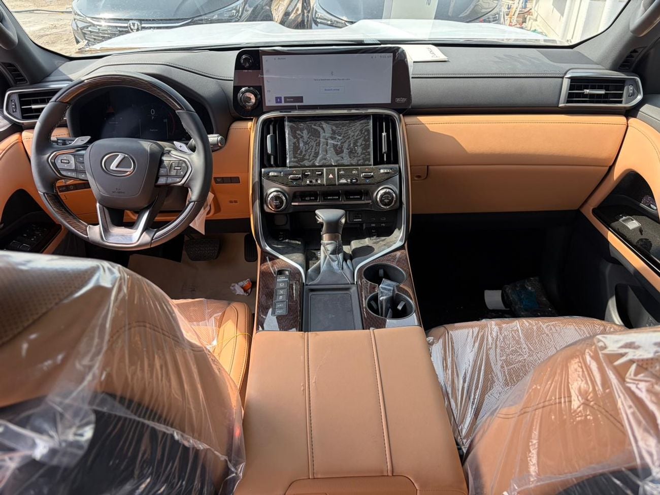 لكزس LX 600 SIGNATURE | 3.5L V6 PETROL| RADAR | HEADS UP DISPALY |360* CAMERA | COOL BOX | MY 2026