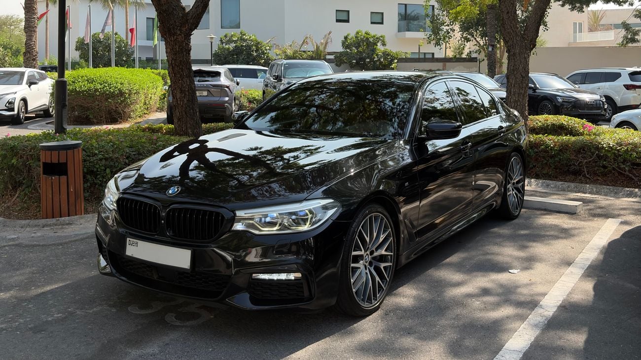بي أم دبليو 530i M SPORT