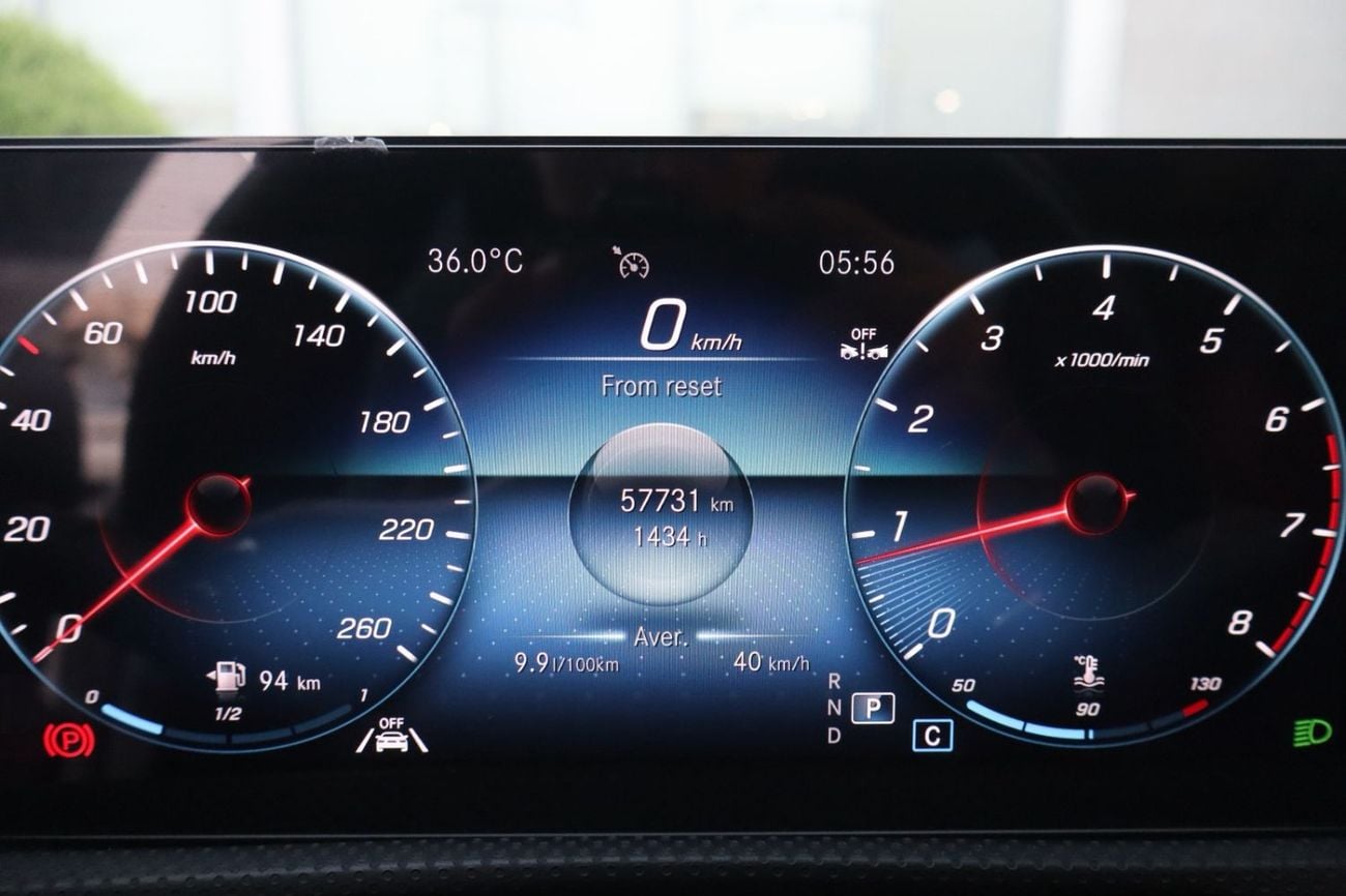 Mercedes Benz CLA250 PREMIUM