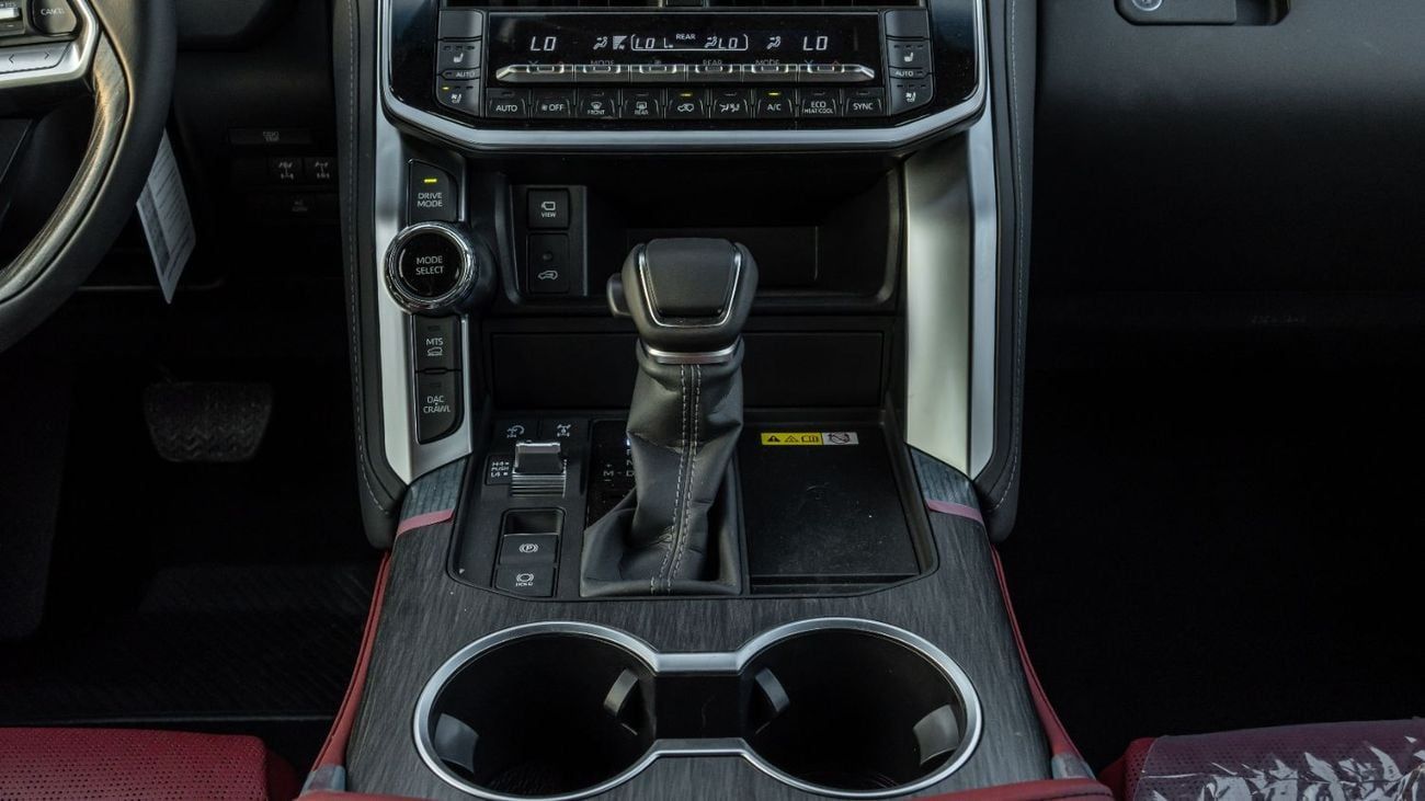 Toyota Land Cruiser GR SPORT 2026 Toyota Land Cruiser GR-Sport 3.5L AT Hybrid (White-Red)