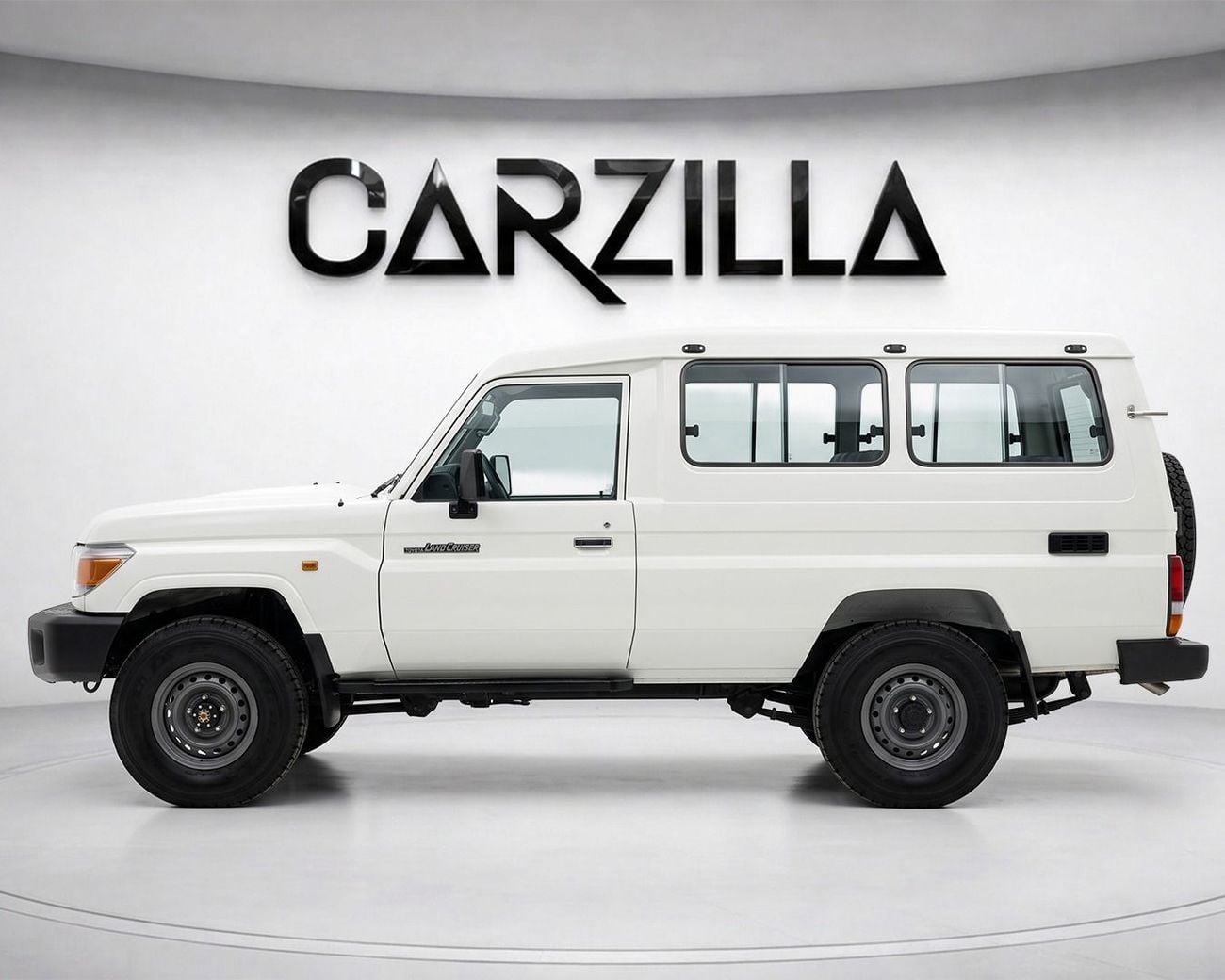 Toyota Land Cruiser 70 LC76 HARD TOP l 13-Seater 2026 l Brand New | Export Only | AED 159,999