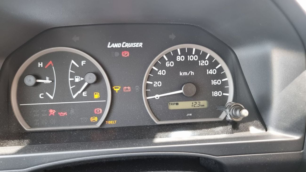 Toyota Land Cruiser Pickup 70 LC 79 4.2L Diesel Manual 2026