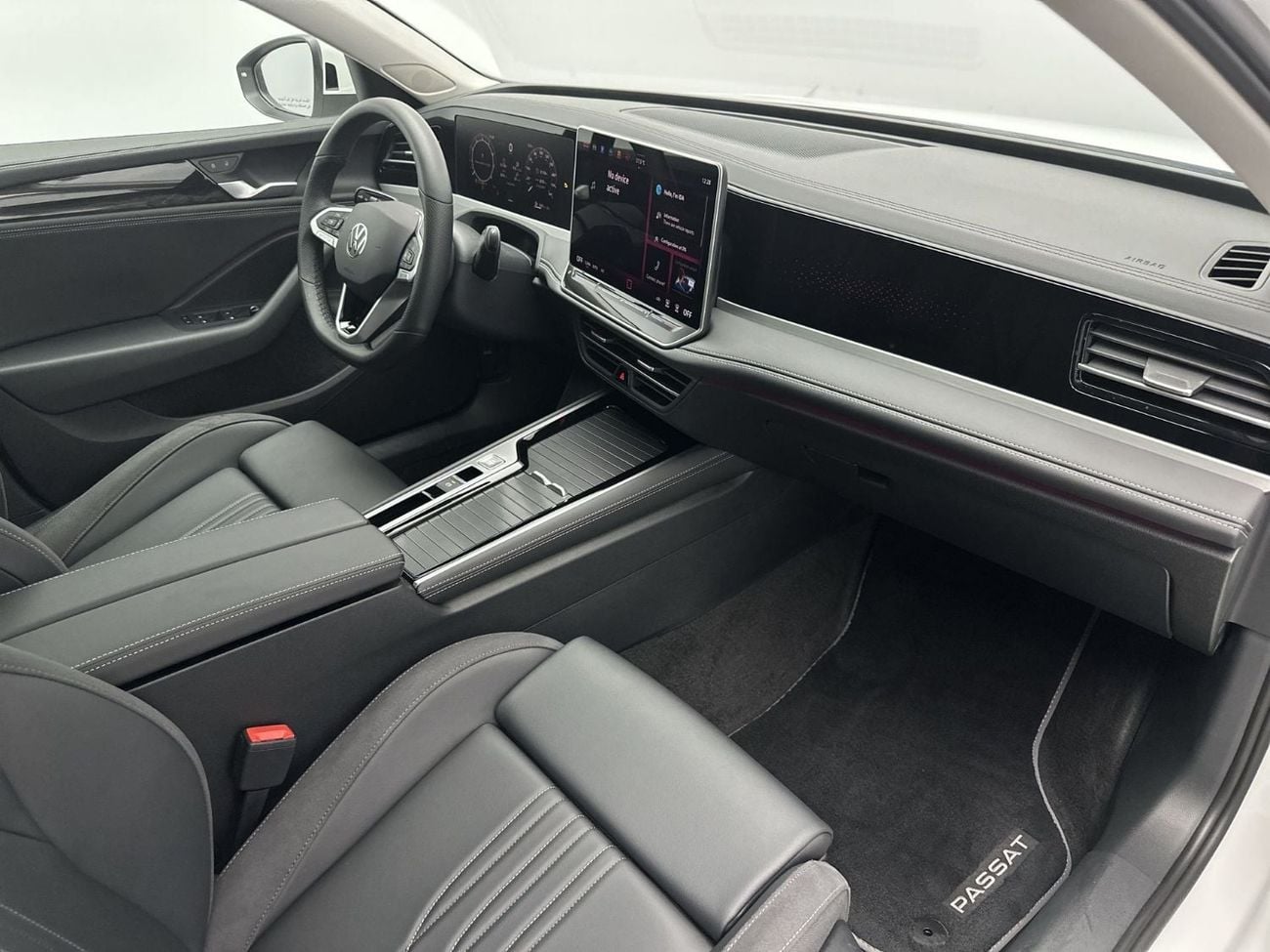 Volkswagen Passat HIGHLINE Passat B-Line Comfortline 1.5L | Ex-Demo | Full Safety Package | ACC | Keyless Entry | LED Headlight