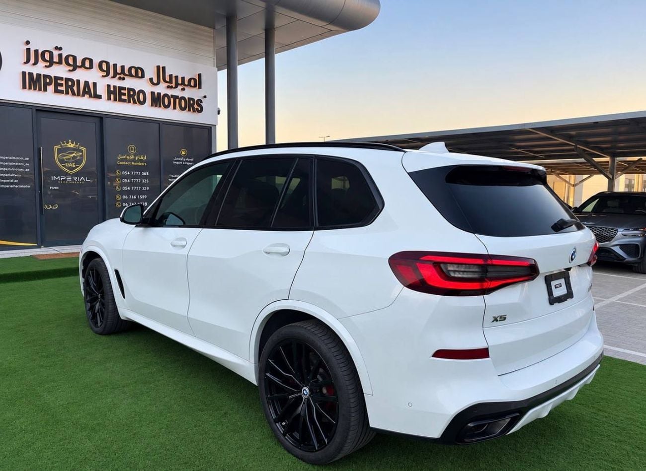 بي أم دبليو X5 XDRIVE M50I بي إم دبليو X5 M50I المواصفات الأمريكية