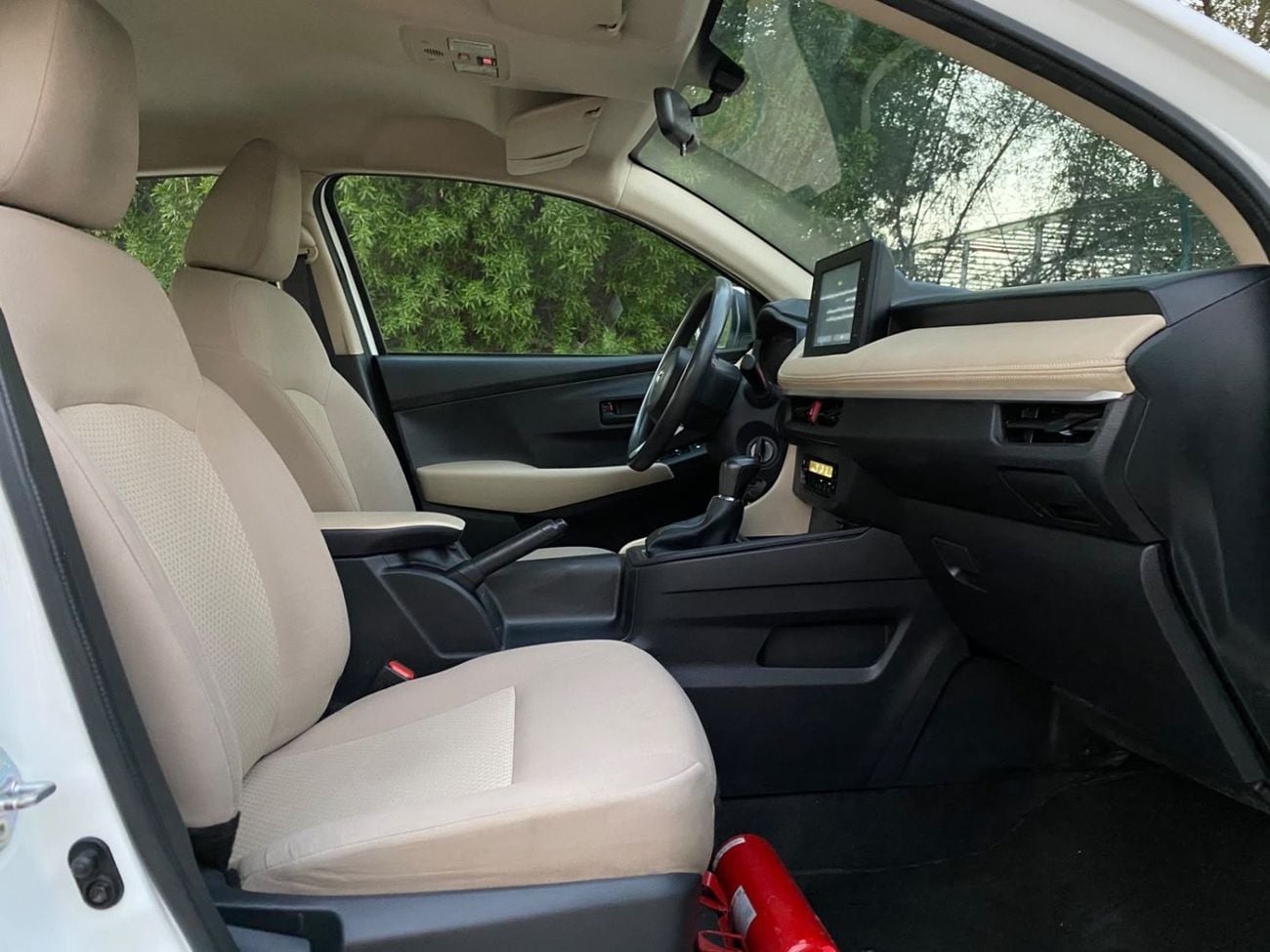 Toyota Yaris E