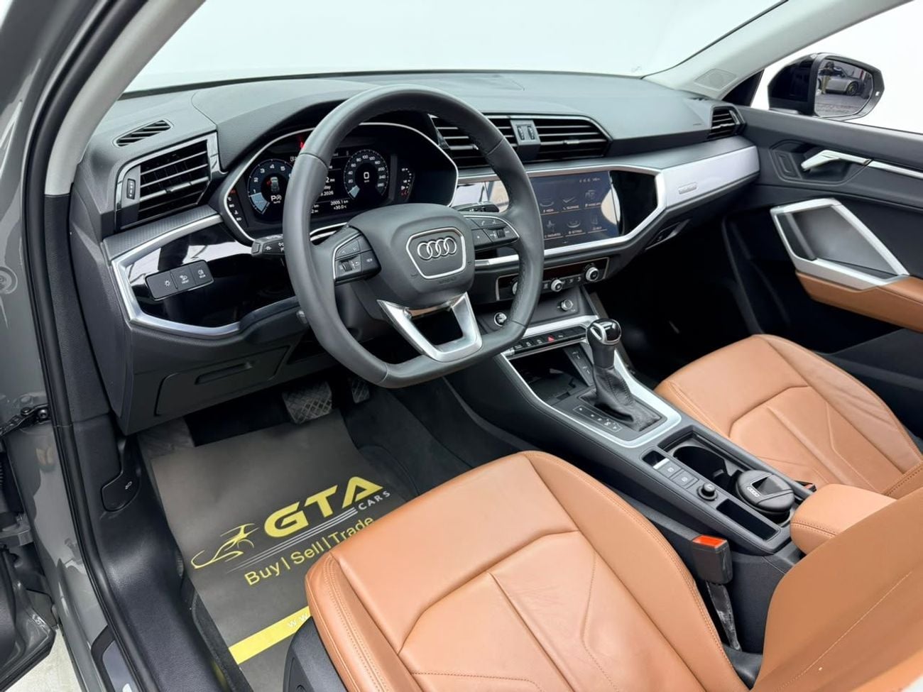 Audi Q3 40 TFSI PROGRESS BLACK 2024 Audi Q3 40 TFSI Quattro, 2029 Audi Warranty + Service Pack, Very Low Km, Fully Loaded, GCC