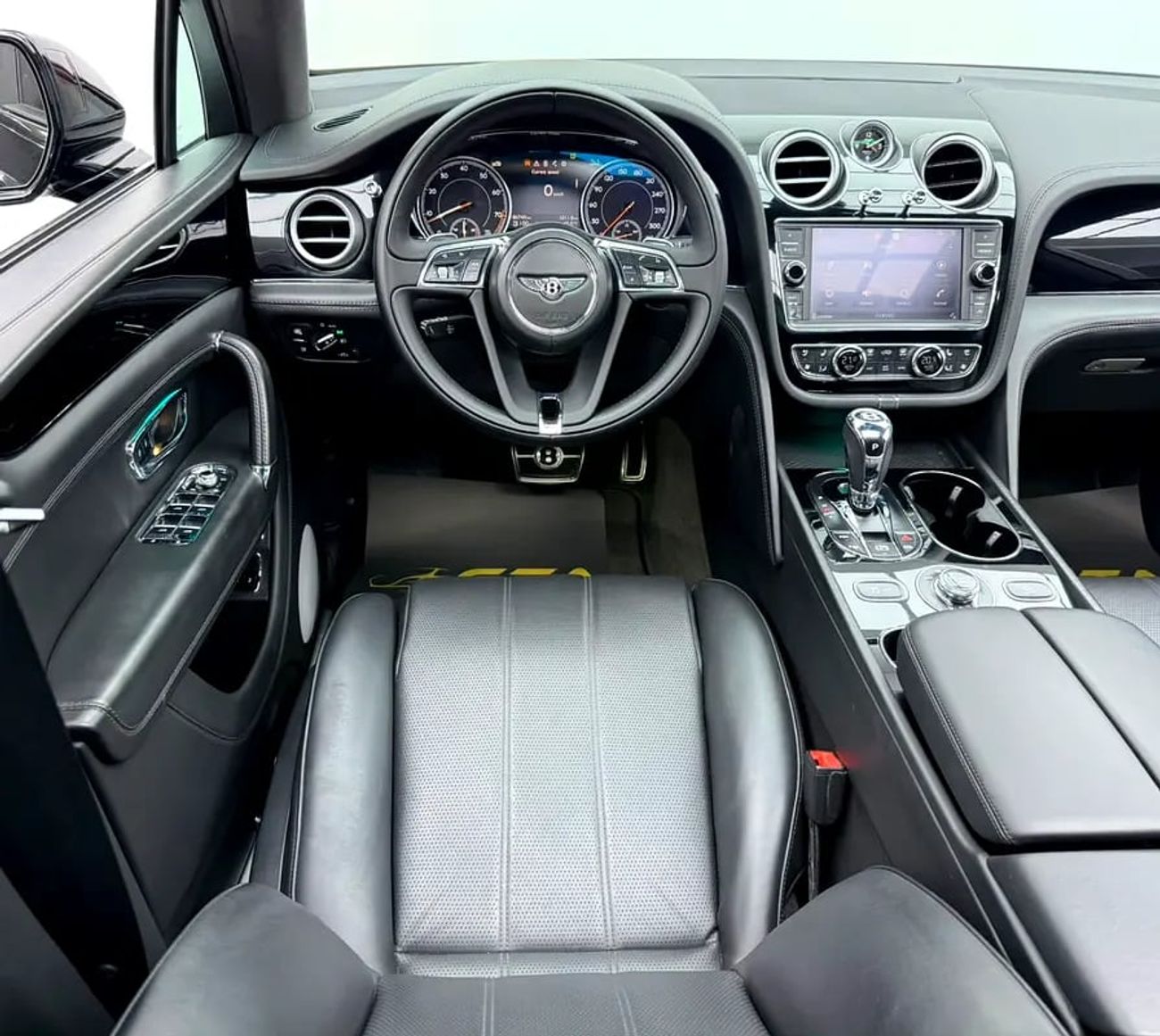 Bentley Bentayga V8, Full Service History, Fully Loaded, Excellent Condition, Japanese