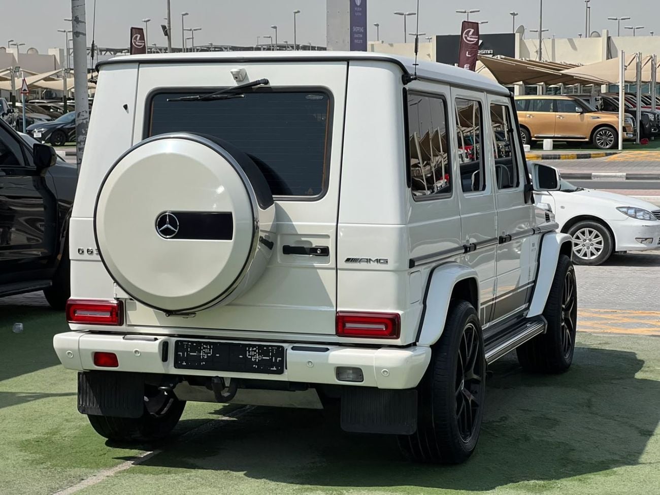 مرسيدس بنز G 63 AMG ستاندارد مرسيدس بنز G63 موديل 2014. محرك 5.5 لتر/V8.