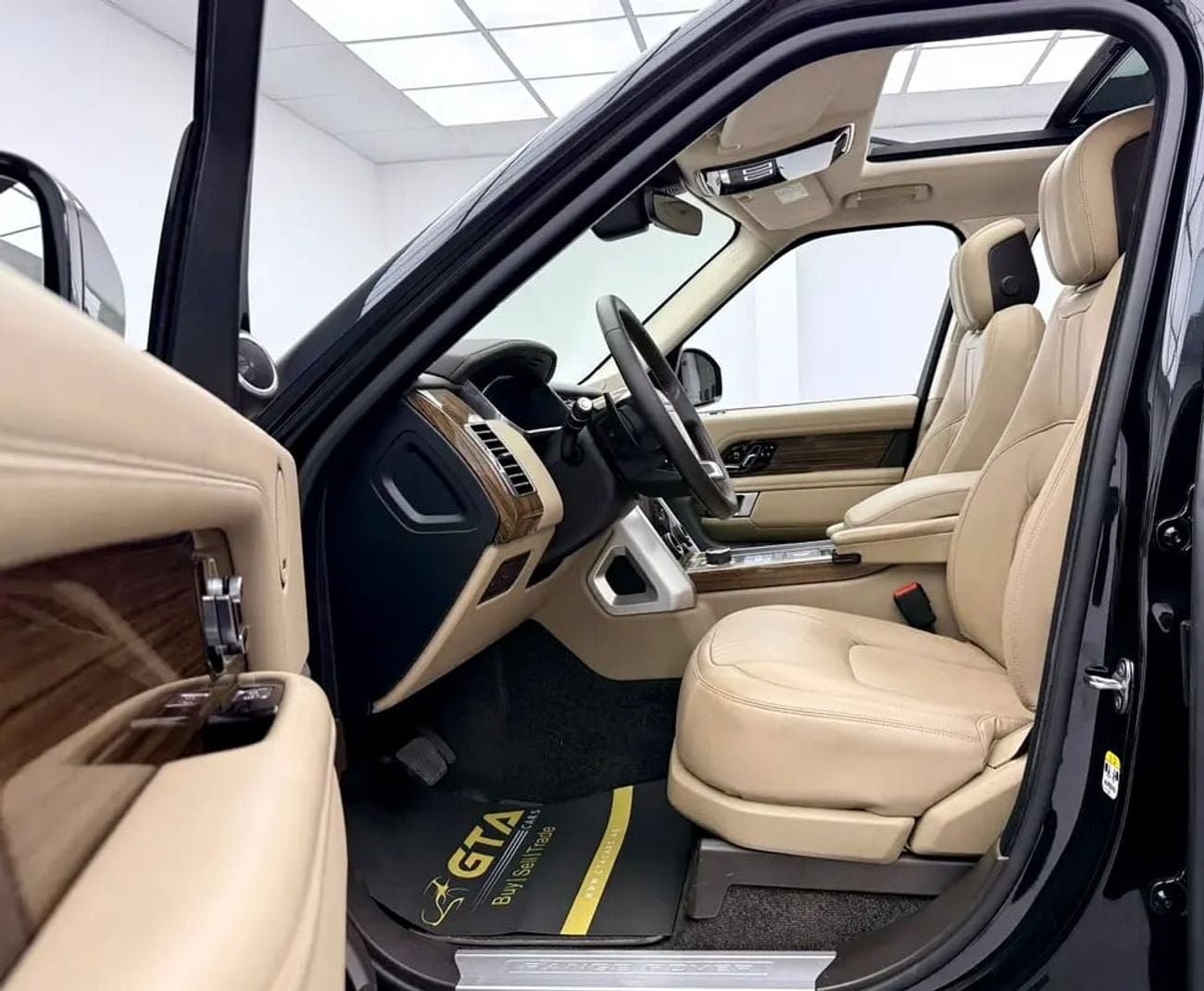 Land Rover Range Rover HSE Vogue HSE, Service History, Fully Loaded, Excellent Condition, GCC