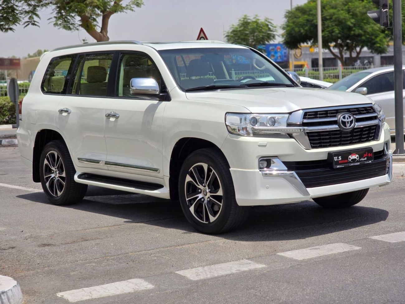 Toyota Land Cruiser VXR 5.7 2021 GCC AL FUTTAIM SINGLE OWNER IN MINT CONDITION