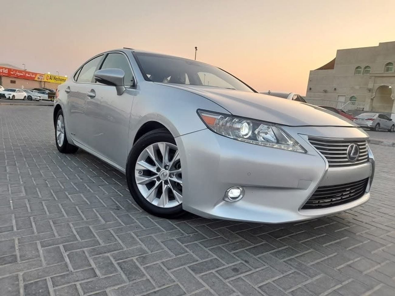 لكزس ES300h STANDARD 2013