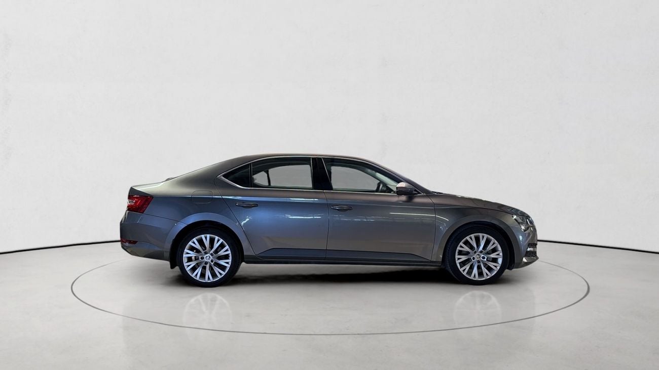 Skoda Superb AMBITION | Guaranteed Warranty | 0 Down Payment
