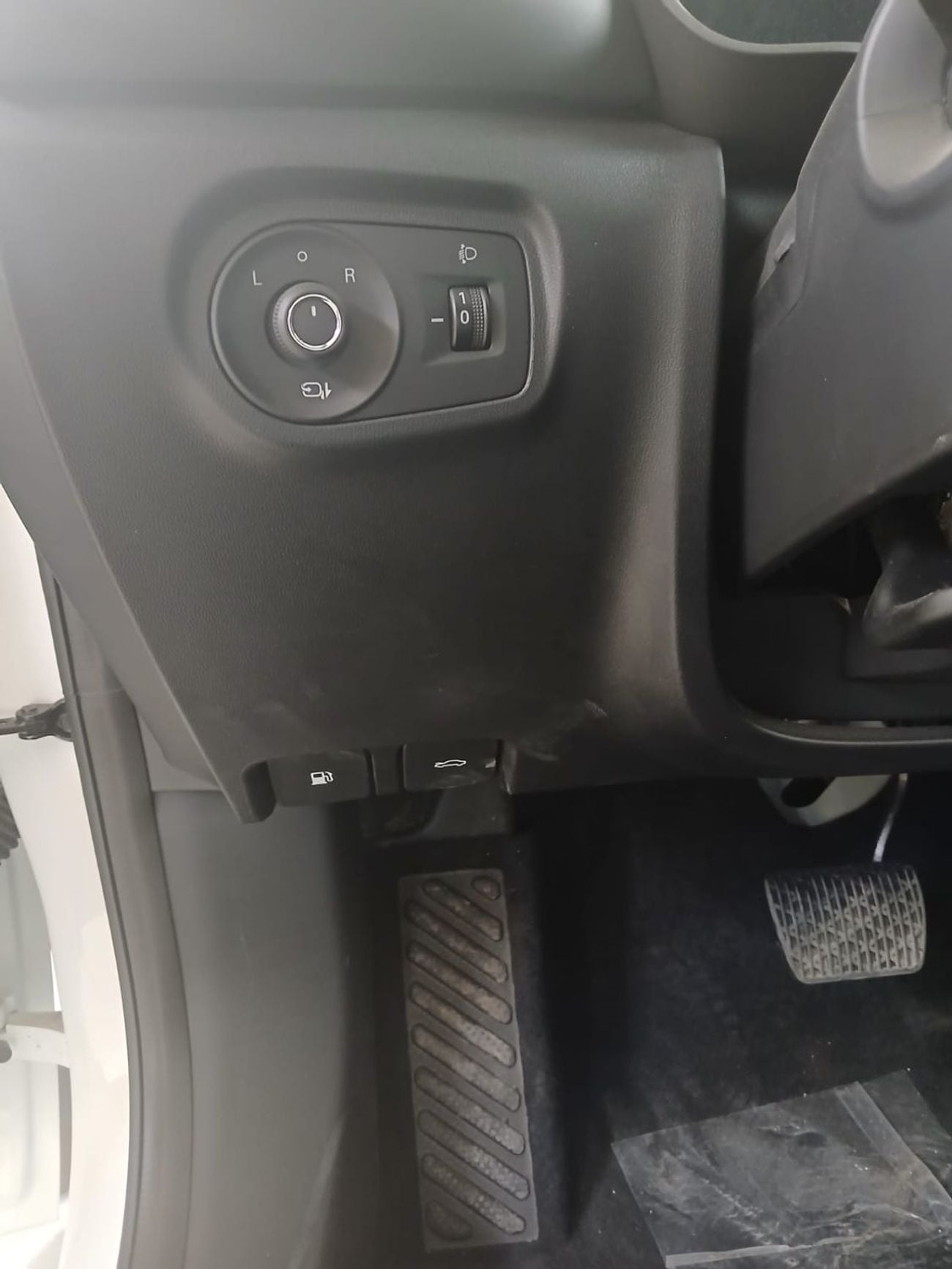 MG 5 LUX MG 5 Automatic with Sunroof 2026 Model, Delivery After 15 Days