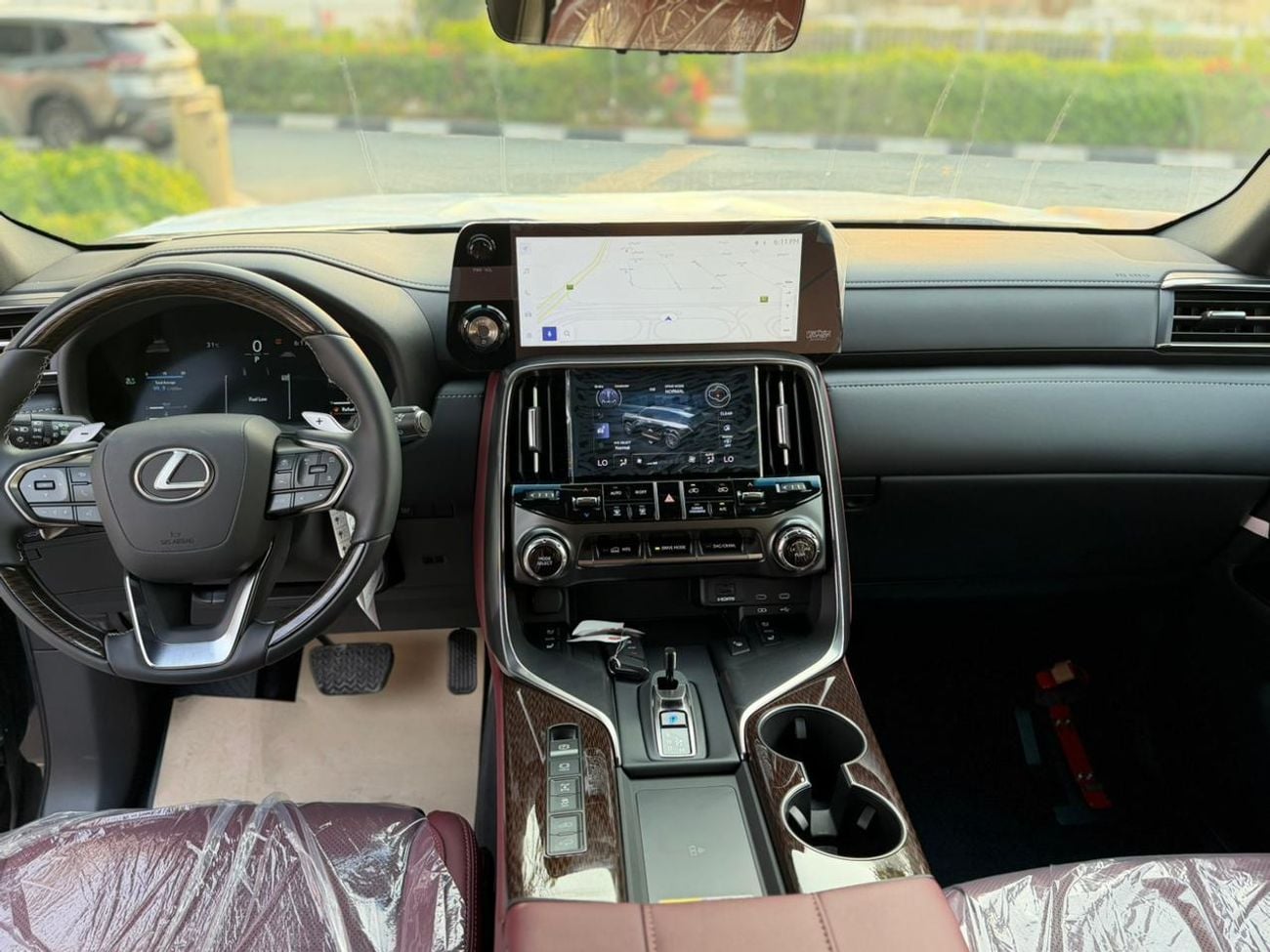 لكزس LX 700h SIGNATURE 3.5 لتر - نظام إيقاف تلقائي | 0 كم | 2026 | للتصدير