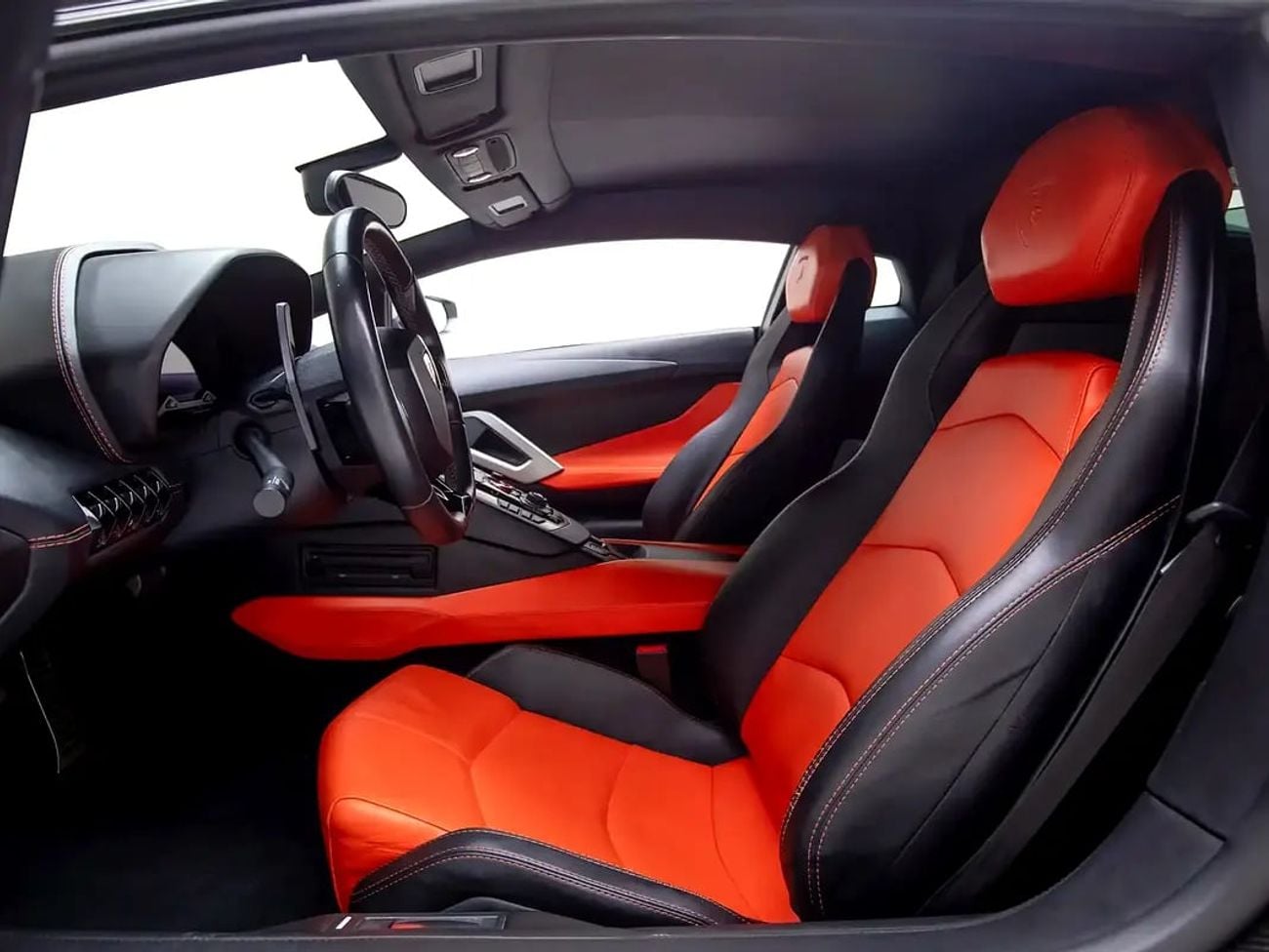 لامبورغيني أفينتادور Coupe | GCC Specs | Full Body PPF