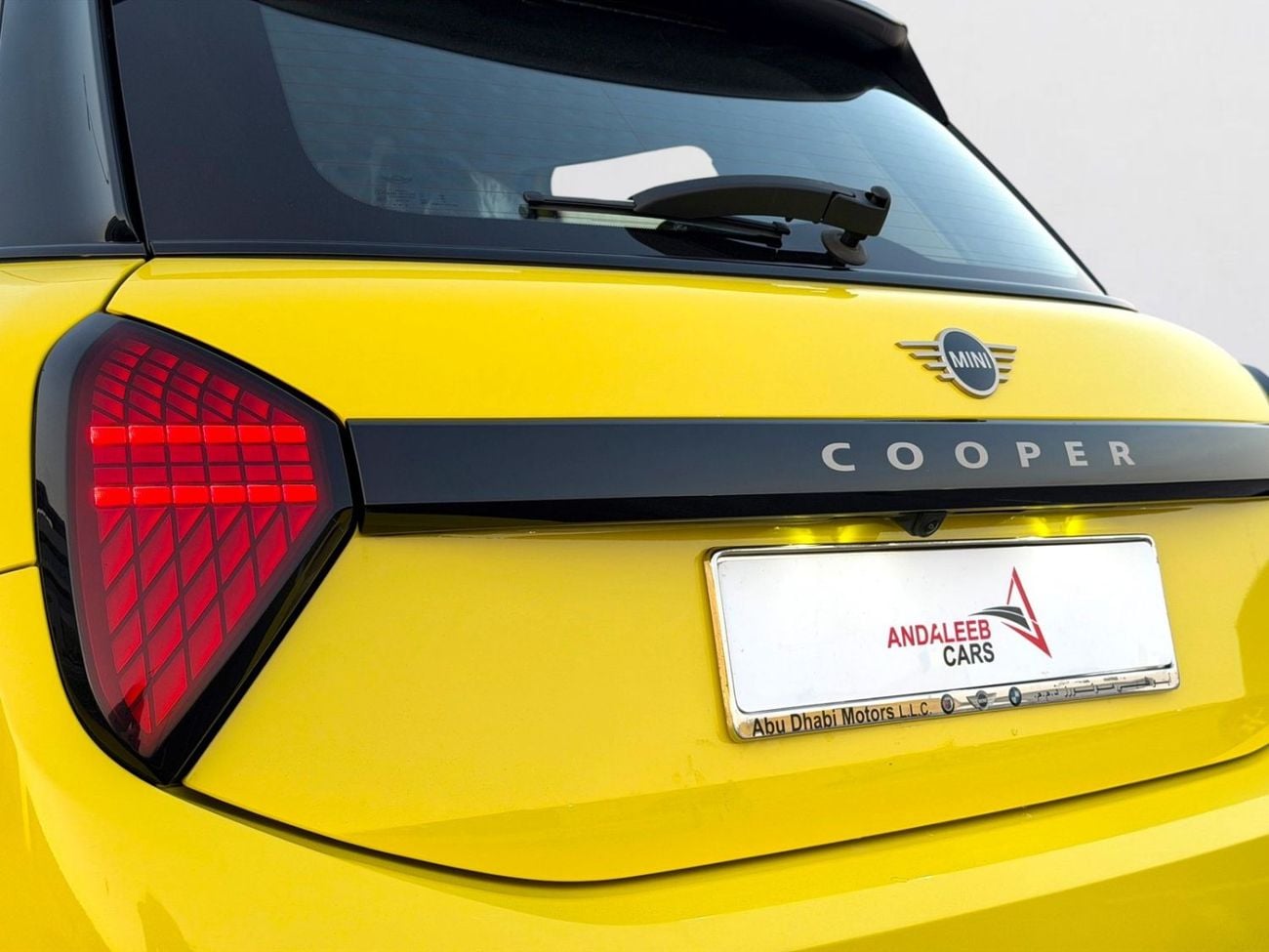 Mini Cooper C AED 1,760 P.M | 0% DOWN PAYMENT | MINI COOPER C | BRAND NEW | 2025 | GCC SPECS