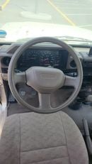 Toyota Land Cruiser 70 LC79 LX GCC Specs