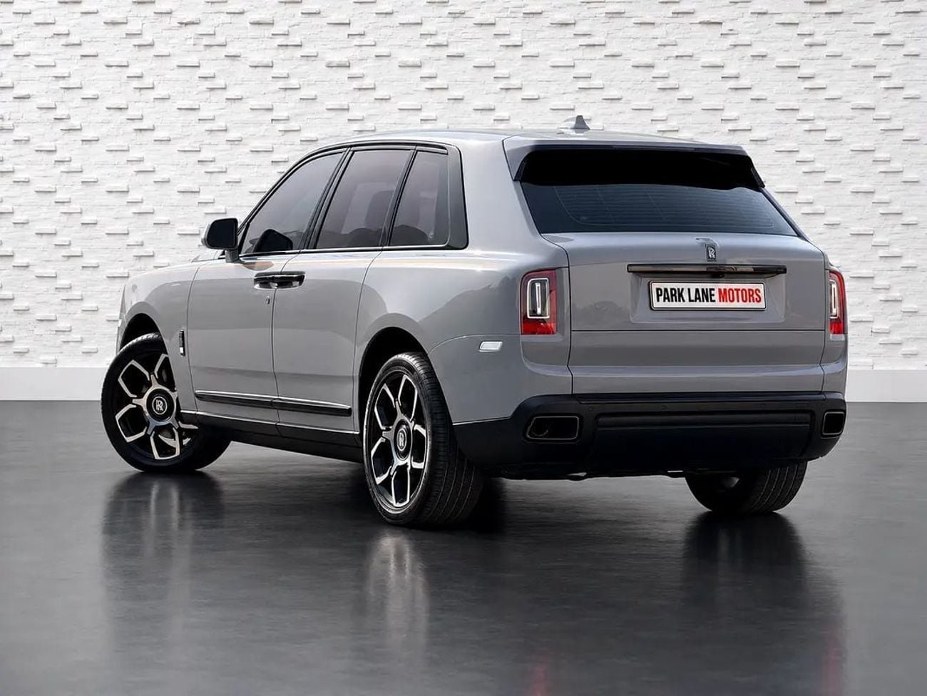 Rolls Royce Cullinan BLACK BADGE