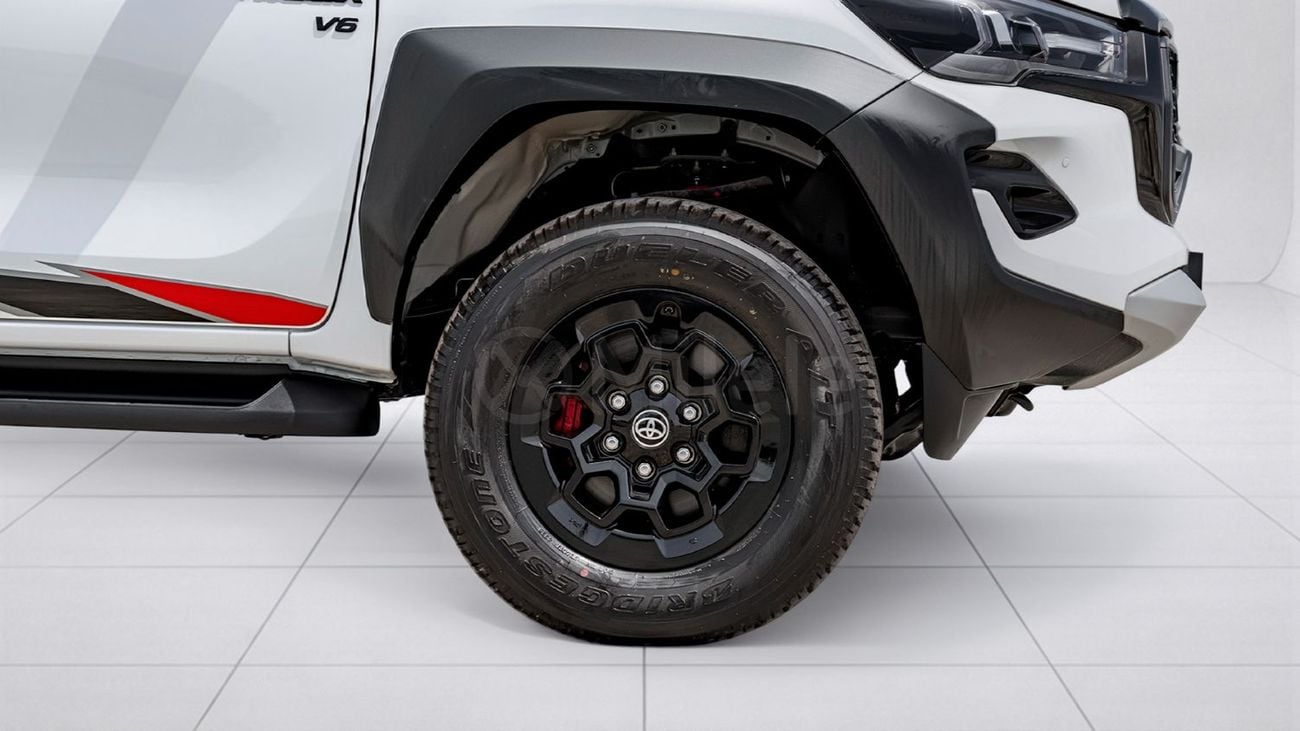 Toyota Hilux GR SPORT