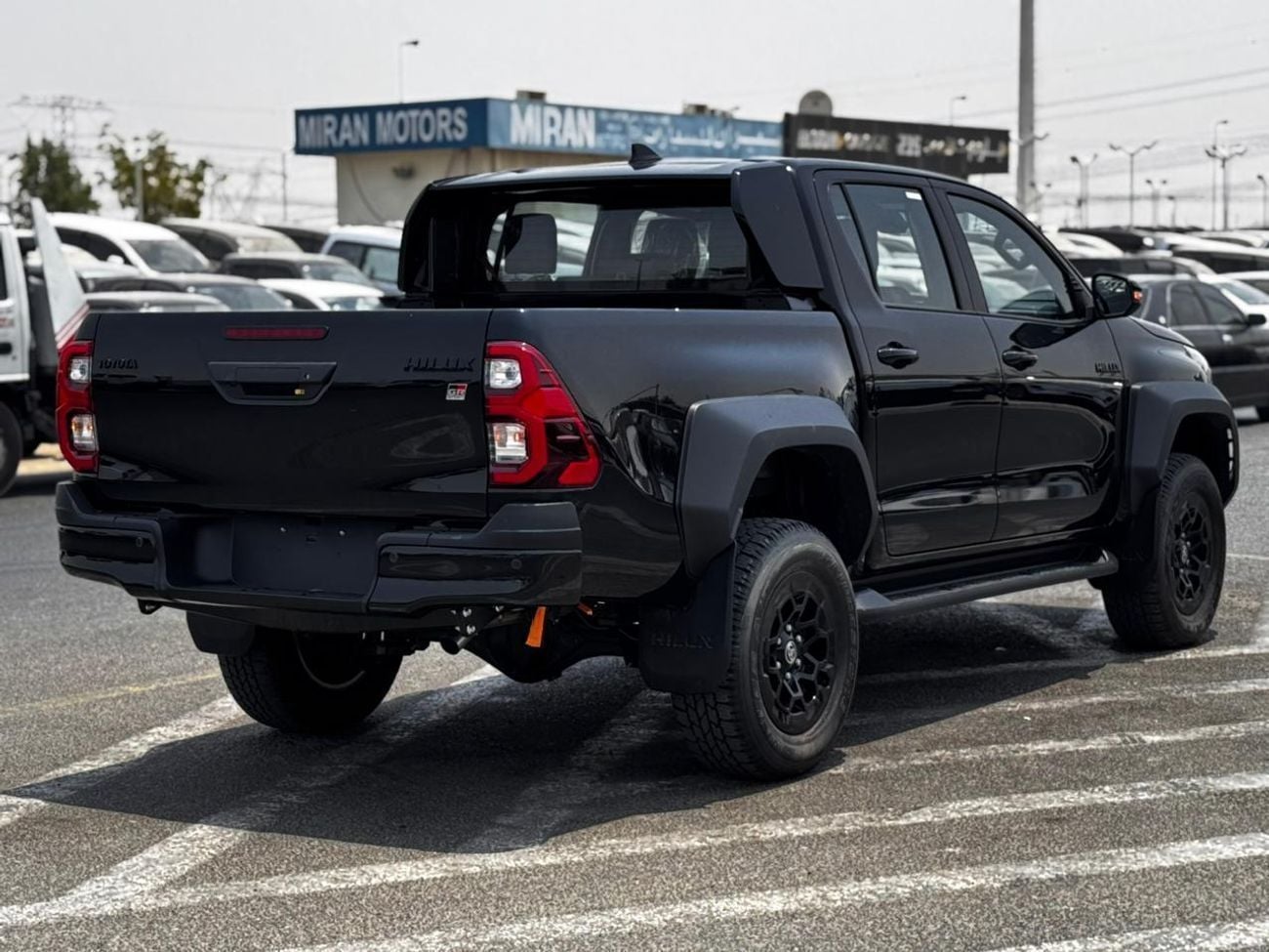 تويوتا هيلوكس GR SPORT 2.8L