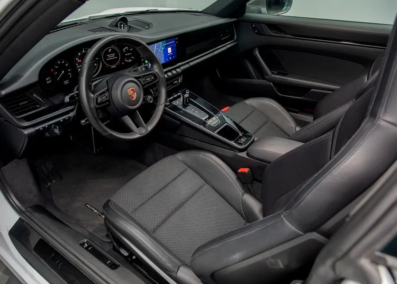 Porsche 911 CARRERA T (992.1) Carrera T • Unlimited KMS Warranty Until • FDSH • GCC