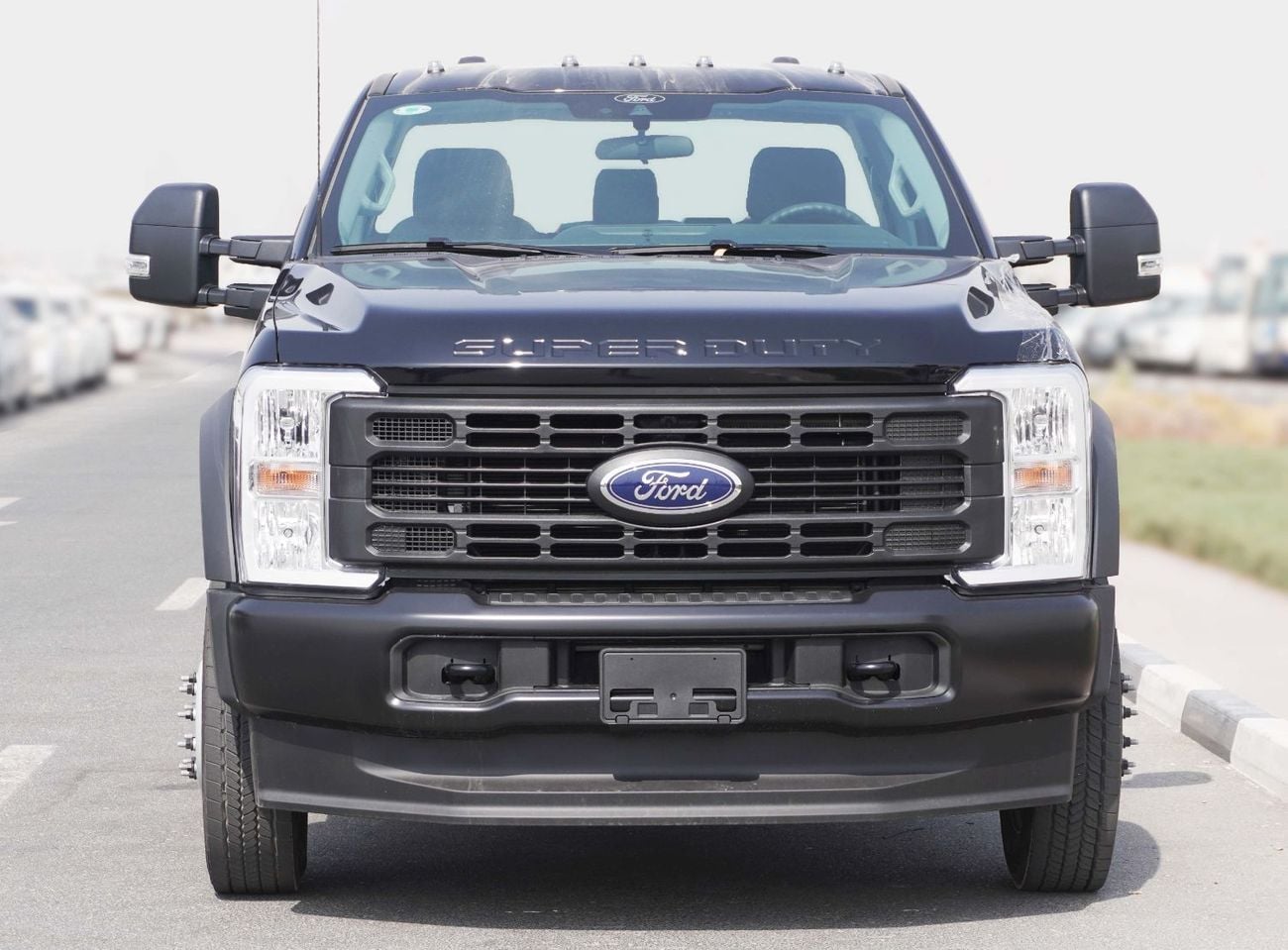 Ford F-550 6.7L DSL 4X4 DUAL TANK CAB CHASSIS TRUCK A/T 2026 MODEL