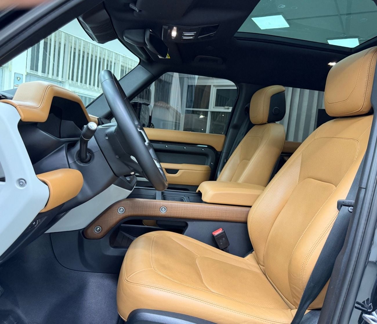 Land Rover Defender 130 HSE P400