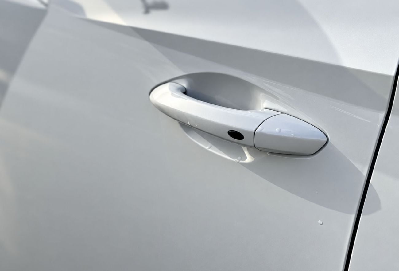 Hyundai Tucson COMFORT 2.0L Petrol | Automatic | FULL OPTION | FWD | GCC Specs | White | Beige Interior | READY EXPORT