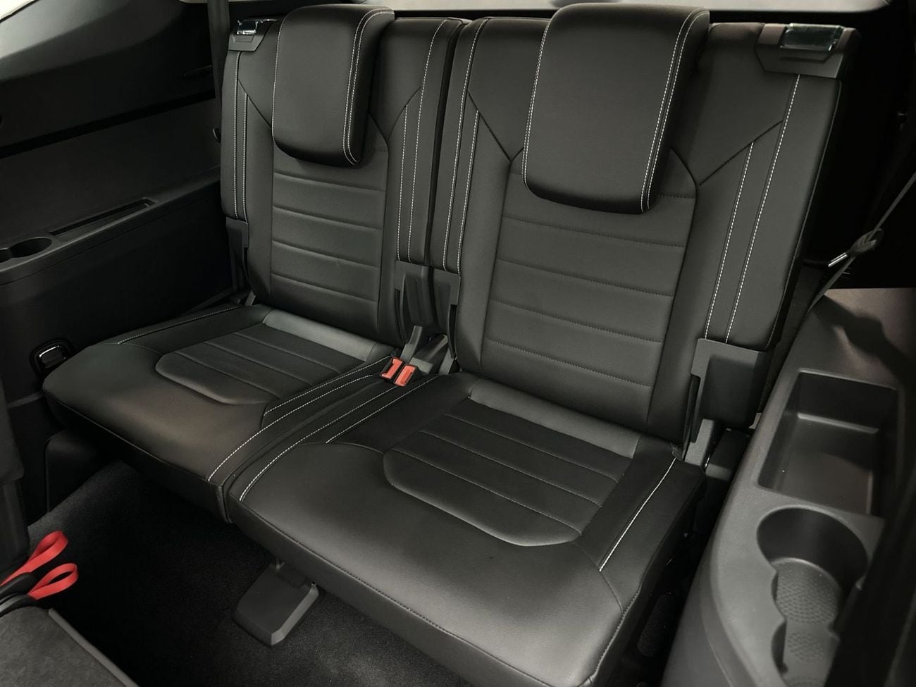 فولكس واجن تيرامونت COMFORTLINE 2.0L Panoramic Sunroof | 12" Infotainment | Digital Cockpit Pro | Keyless