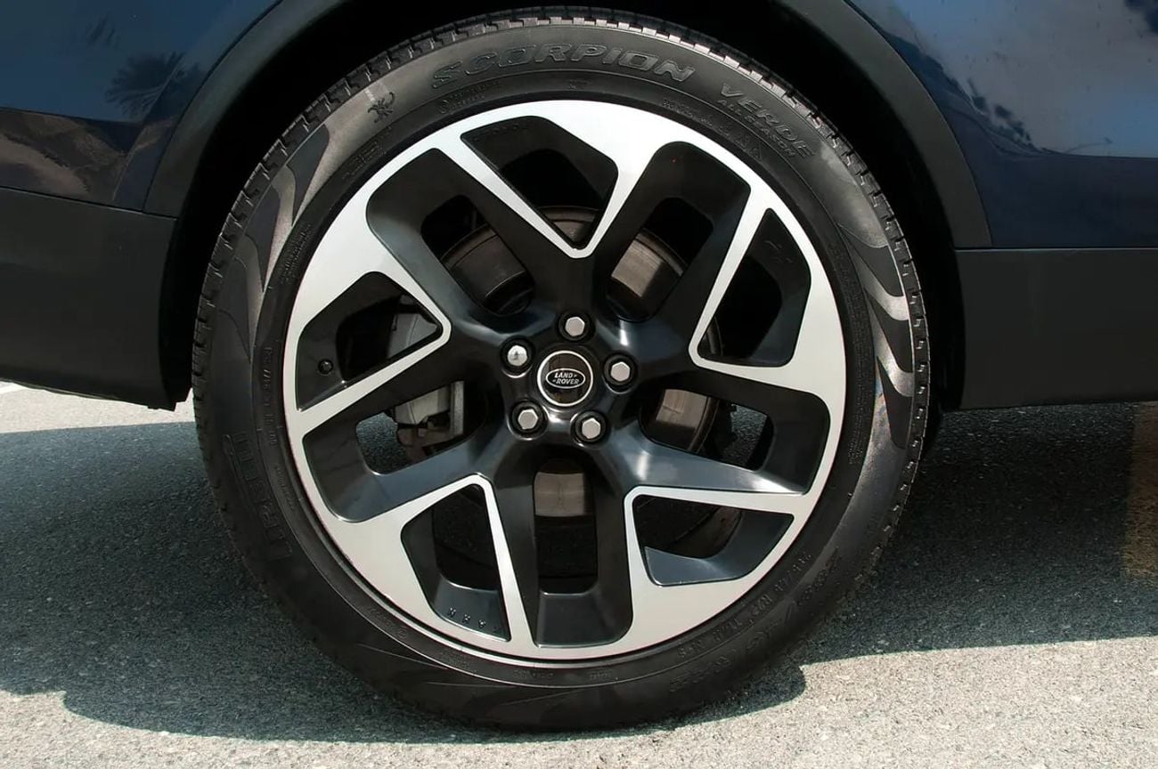 Land Rover Discovery HSE Si6 | | 7-seater luxury SUV