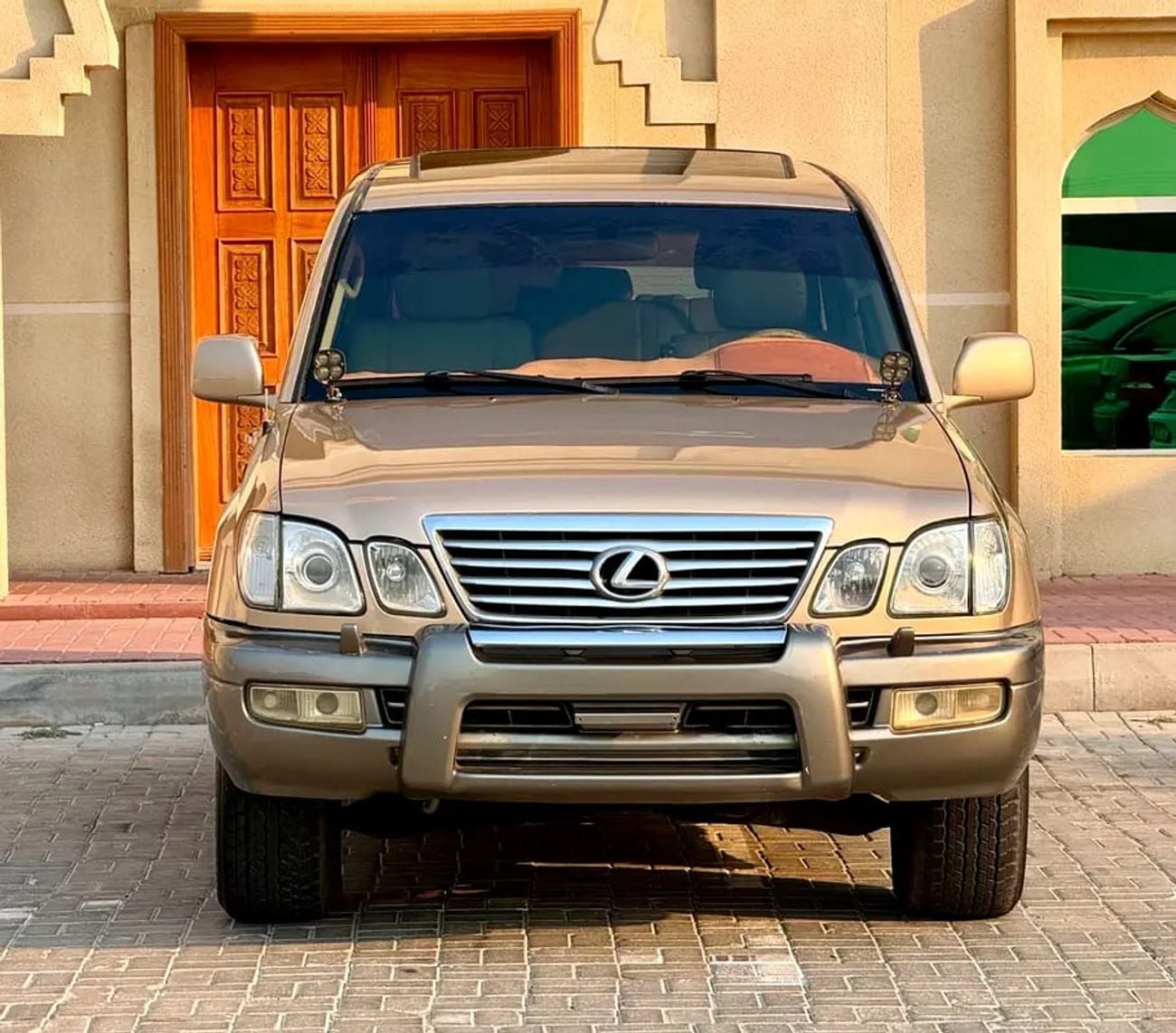 Lexus LX470 لكزس LX470 خليجي LX 470 GCC Specs - Reliable Luxury SUV