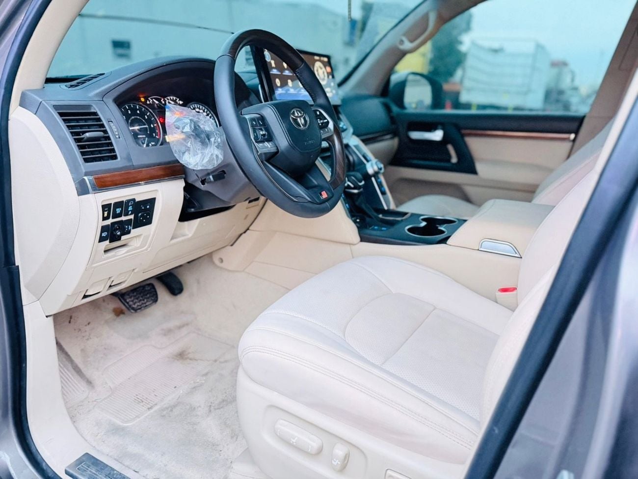 Toyota Land Cruiser GXR 4.0L