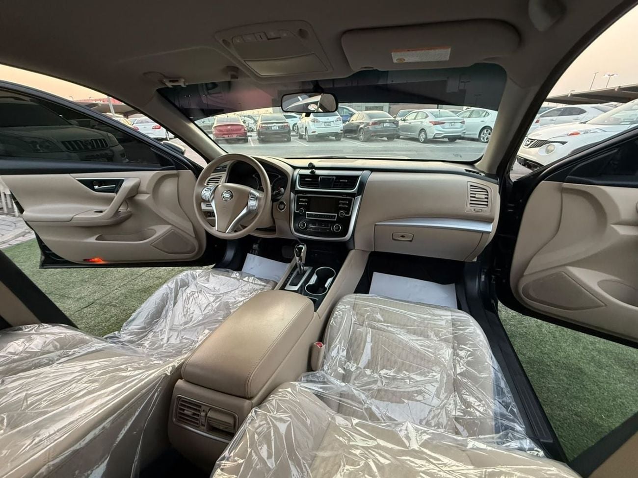 Nissan Altima SV very lightly used, remote start, push-button start